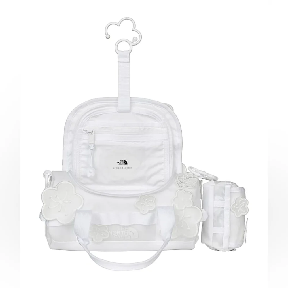 TNF x Cecilie Bahnsen Maria Base Camp Clutch White Floral Translucent NWT - Picture 5 of 9